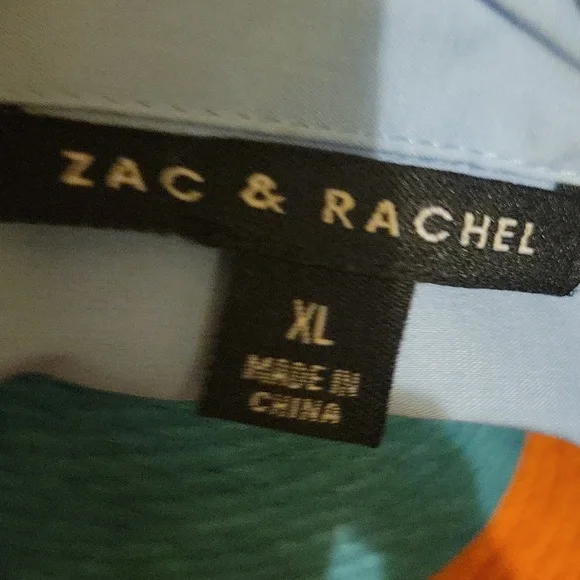 ZAC & RACHAEL Button down blouse with small pearl embellishments. Blue Size XL - Picture 4 of 4